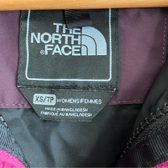 The North Face Hyvent Fuchsia Plum Windbreaker Jacket Outdoor Gorpcore Sports XS - Picture 10 of 10